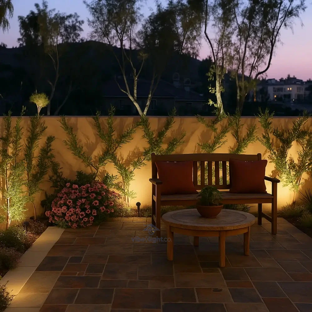 Solar Powered Outdoor Garden Spotlight Lighting Fixture for Yard Pathway Decoration - Image 4
