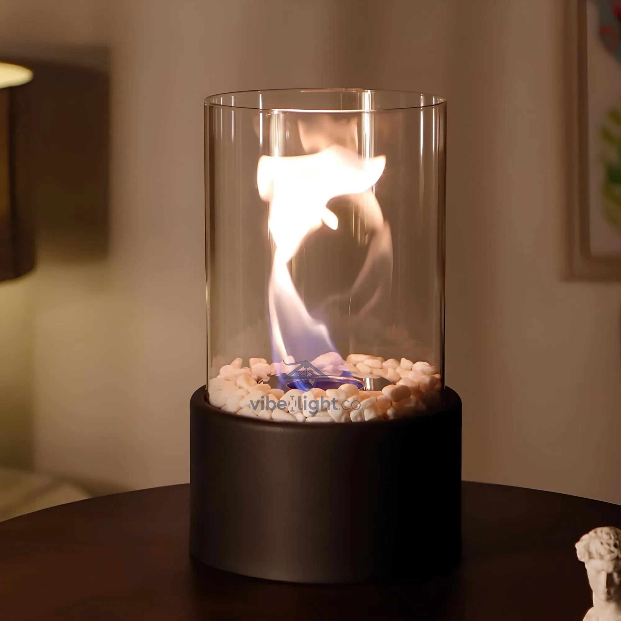 Everlasting Flame Vintage Style Aromatic Oil Lamp with Elegant Design and Durable Glass Body - Image 3