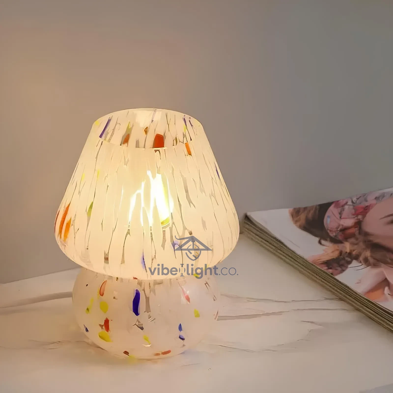 Verra Hand Blown Glass Decorative Table Lamp Light Fixture - Image 7