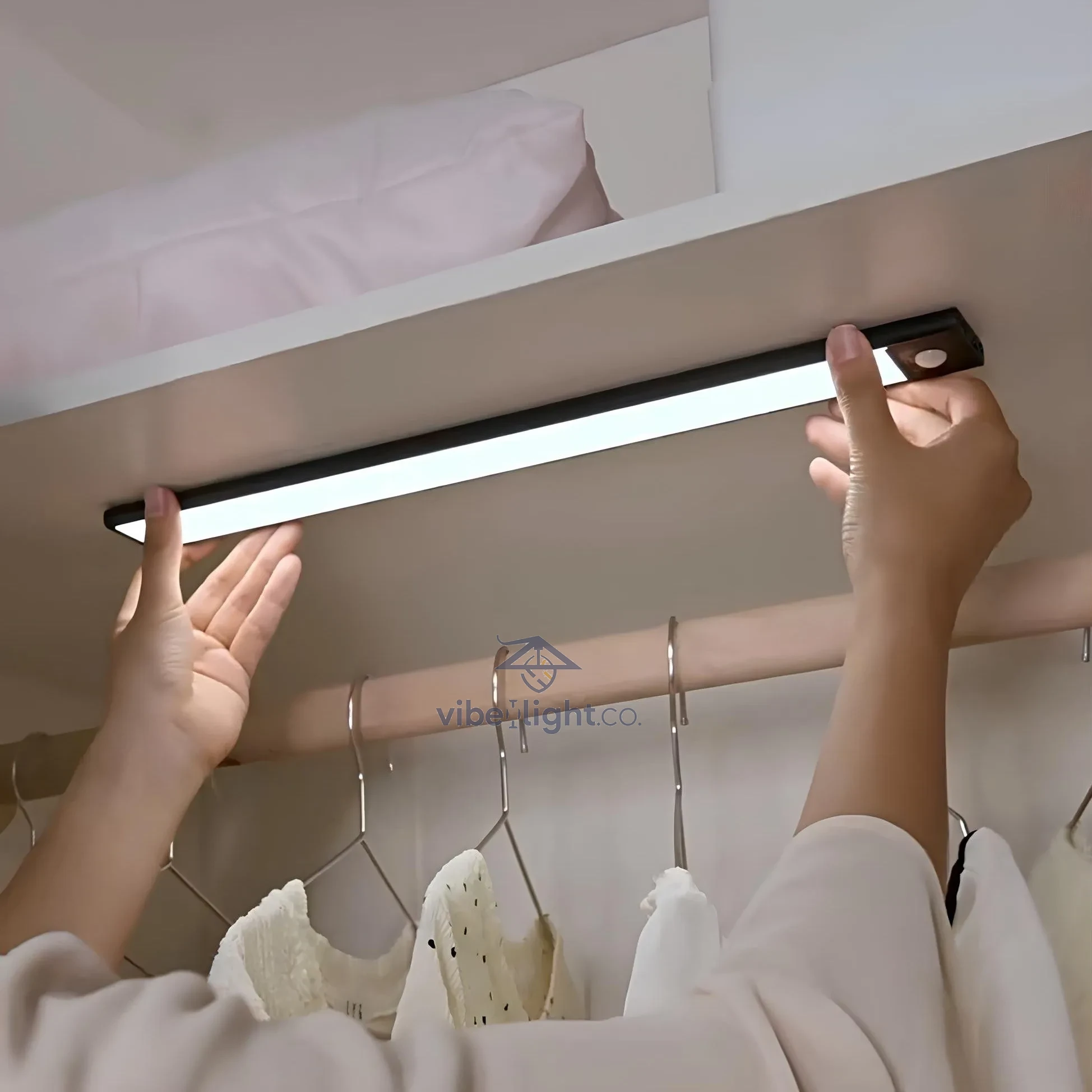 Easy Stick Motion Sensor Wireless LED Night Light for Home Safety - Image 7
